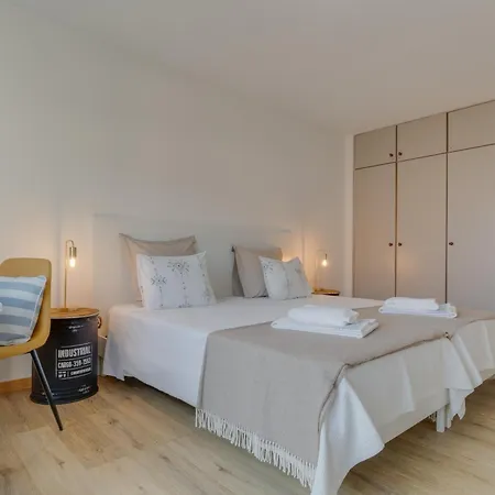 Avenida Arriaga 405 * フンシャル