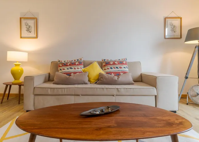 Avenida Arriaga 405 * Funchal (Madeira)