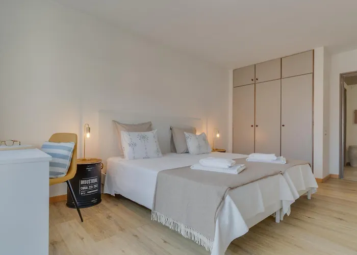 Avenida Arriaga 405 * Funchal (Madeira)